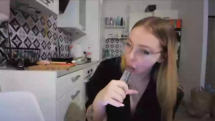 _Blondiebaby_