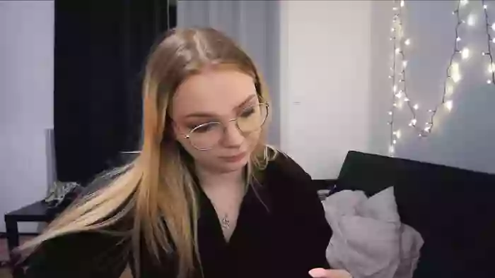 _Blondiebaby_