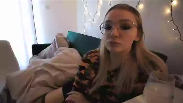 _Blondiebaby_