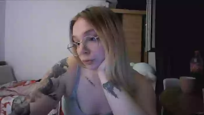 _Blondiebaby_