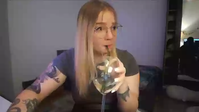 _Blondiebaby_