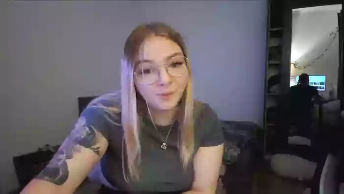 _Blondiebaby_