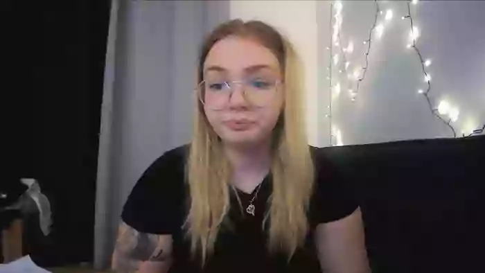 _Blondiebaby_