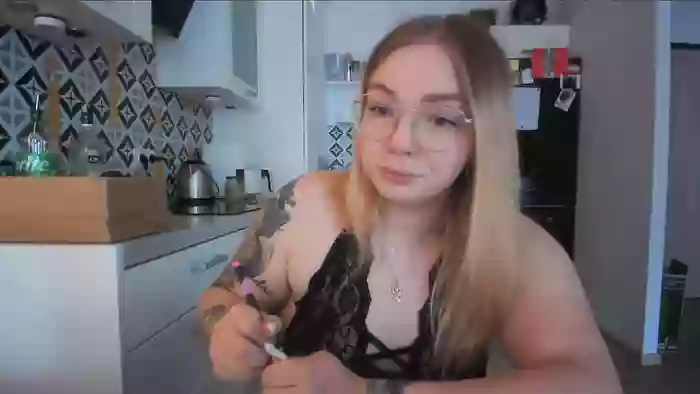 _Blondiebaby_