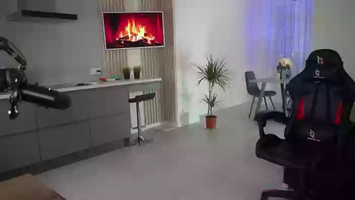 Foxymonica