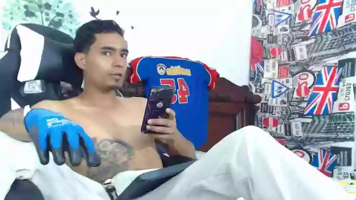 Aaron31