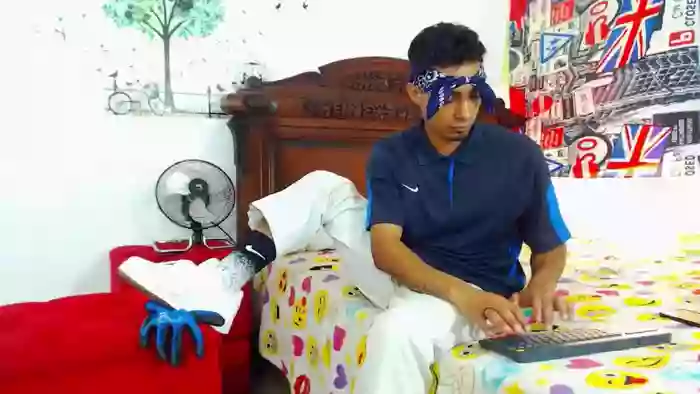 Aaron31