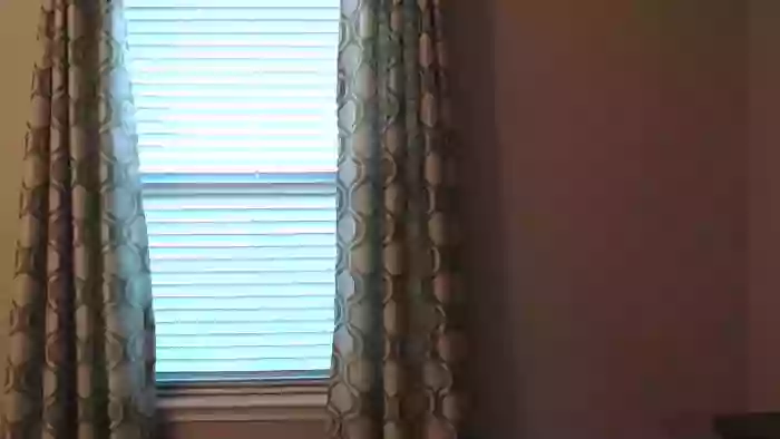 Lauren_Lewis