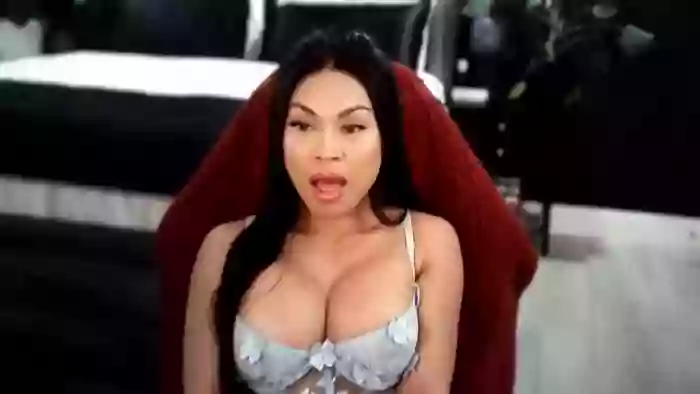 miaqueen143
