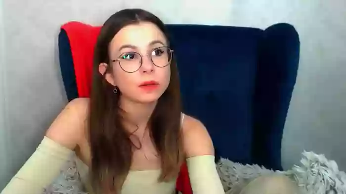 AliceeCute18