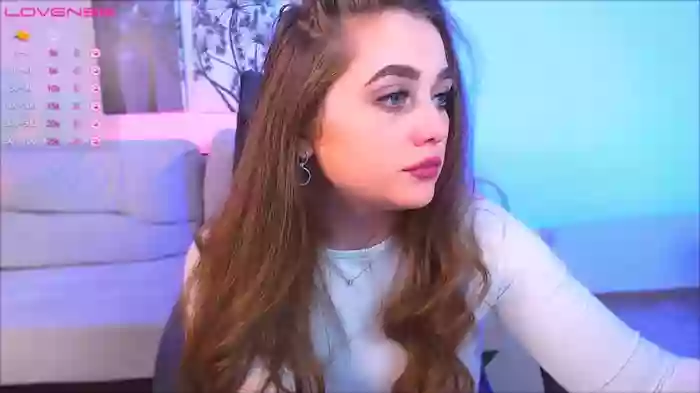 Mia__Shy