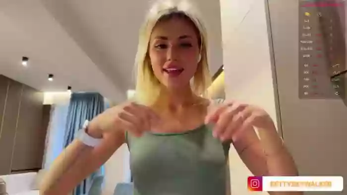 betty_xoxo