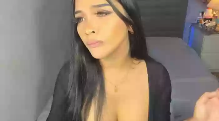 PrettyYoungHugeCockTS