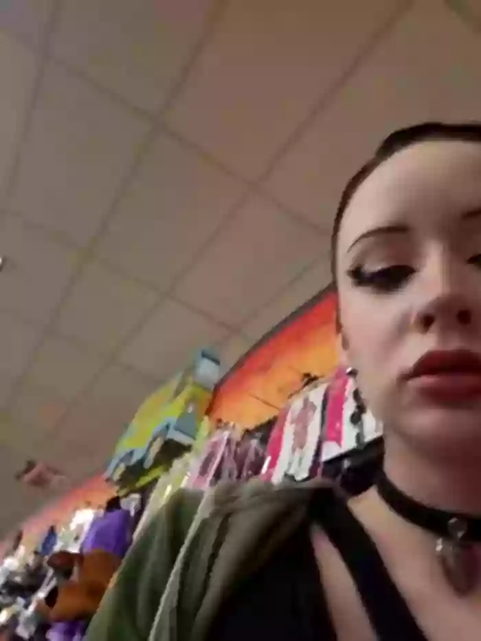EVILYN