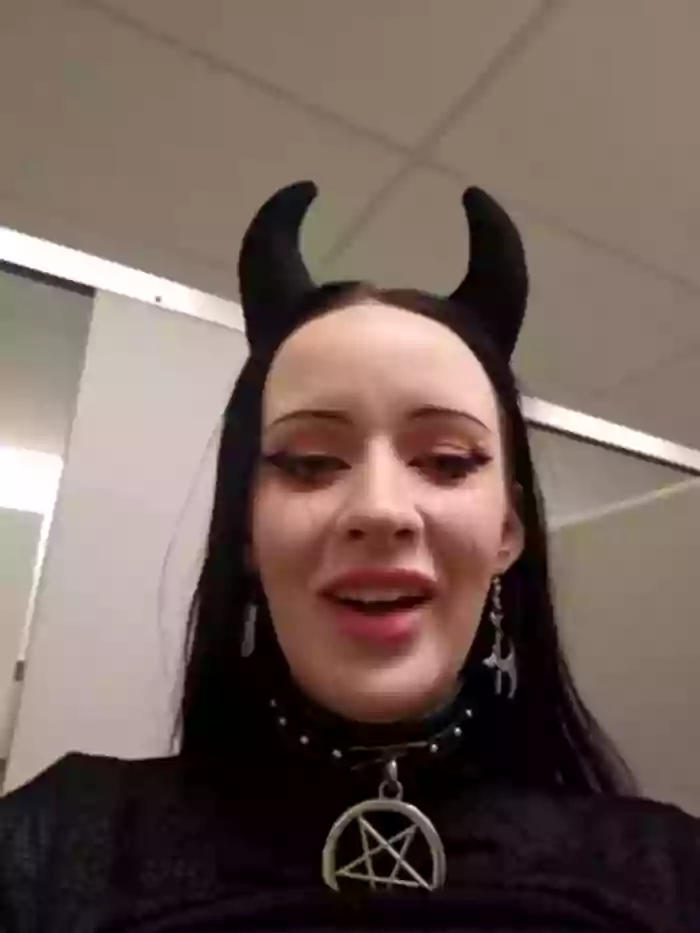 EVILYN
