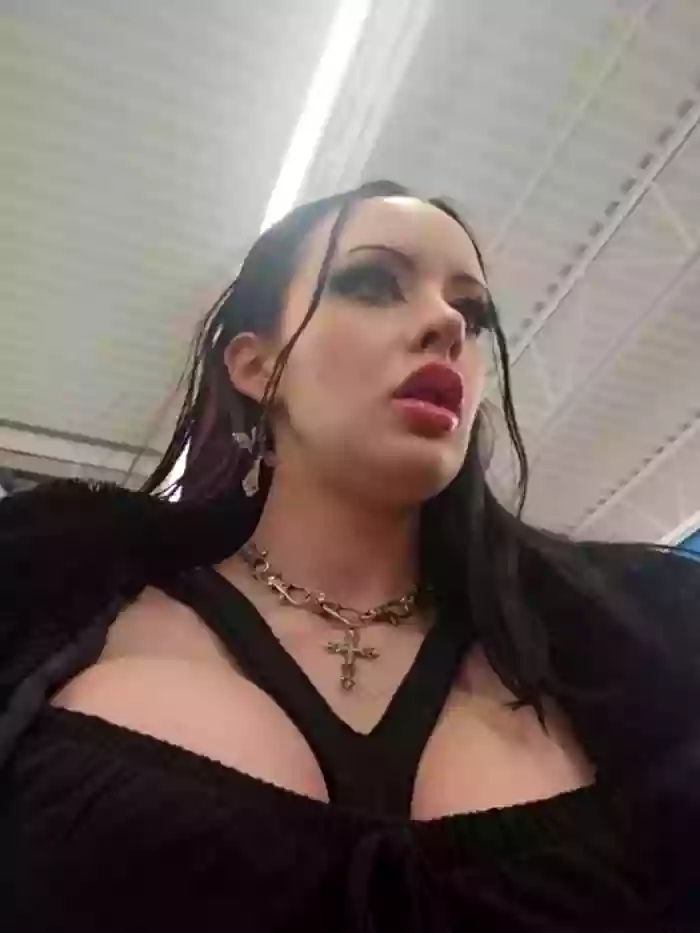 EVILYN