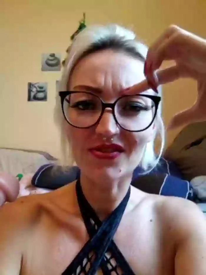 MissMialicious