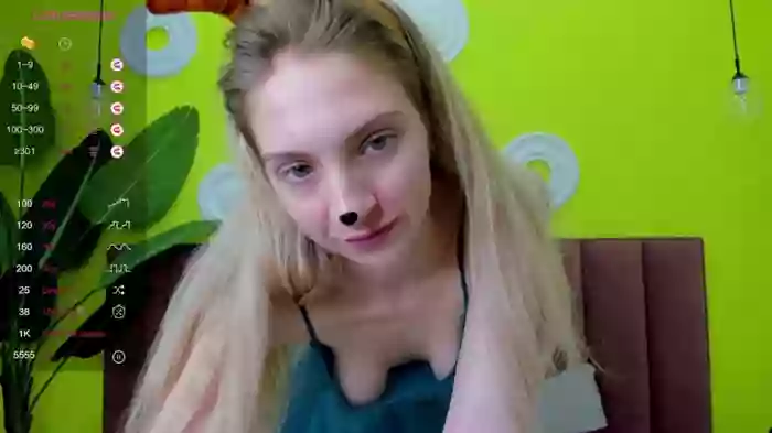 Emilly_Hart