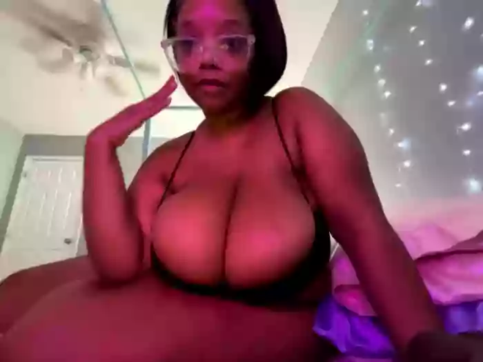 Honeybaebeee