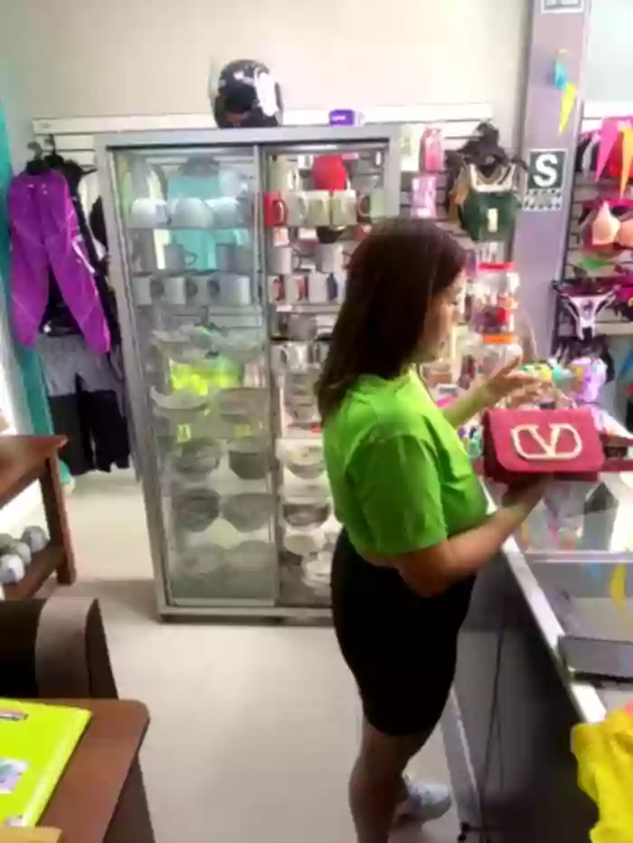 BUSTY-STORE-LAROSALIA1XXX