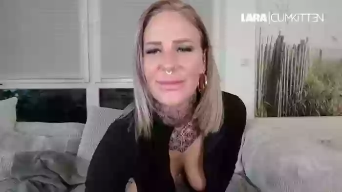 Lara-CumKitten