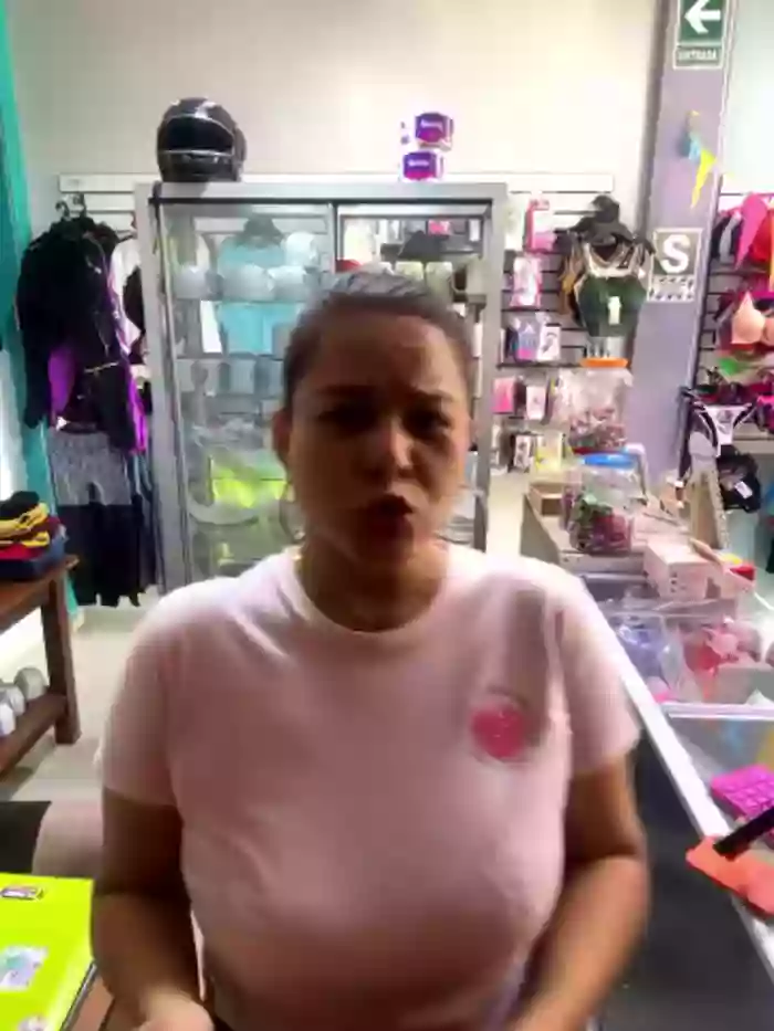 BUSTY-STORE-LAROSALIA1XXX