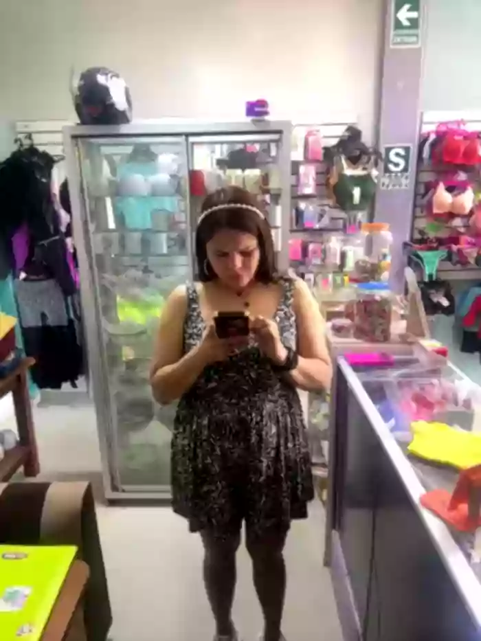 BUSTY-STORE-LAROSALIA1XXX