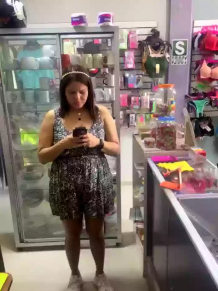 BUSTY-STORE-LAROSALIA1XXX