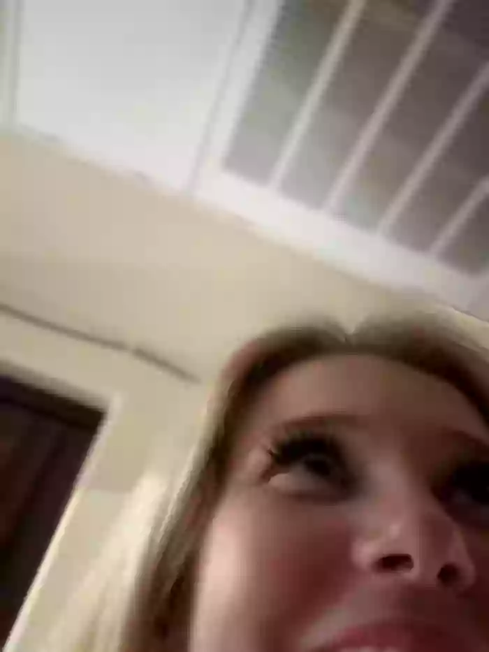 lexi_luv