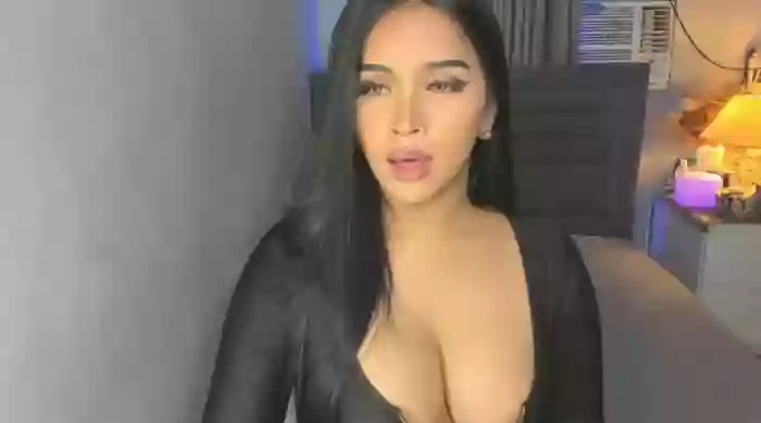 PrettyYoungHugeCockTS