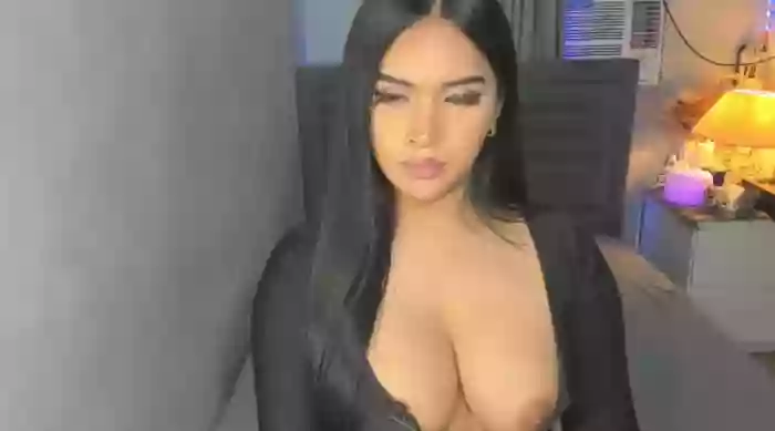 PrettyYoungHugeCockTS