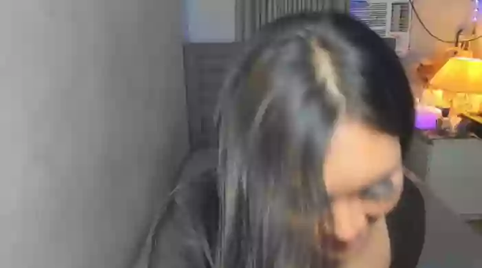 PrettyYoungHugeCockTS