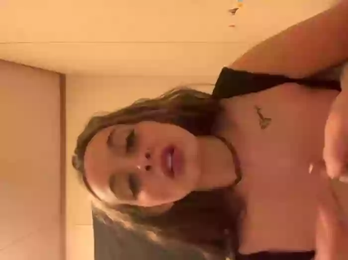 daddysbrattyprincesss