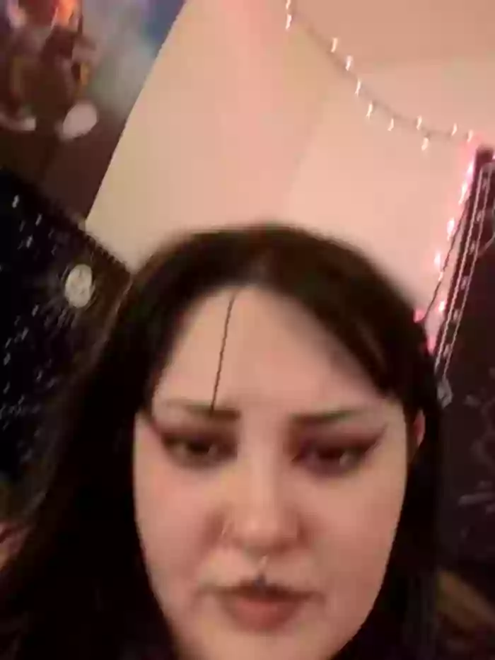 Cutegothcrybabyx