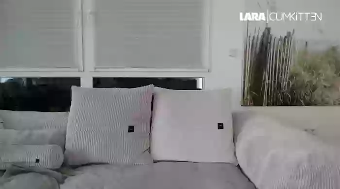 Lara-CumKitten