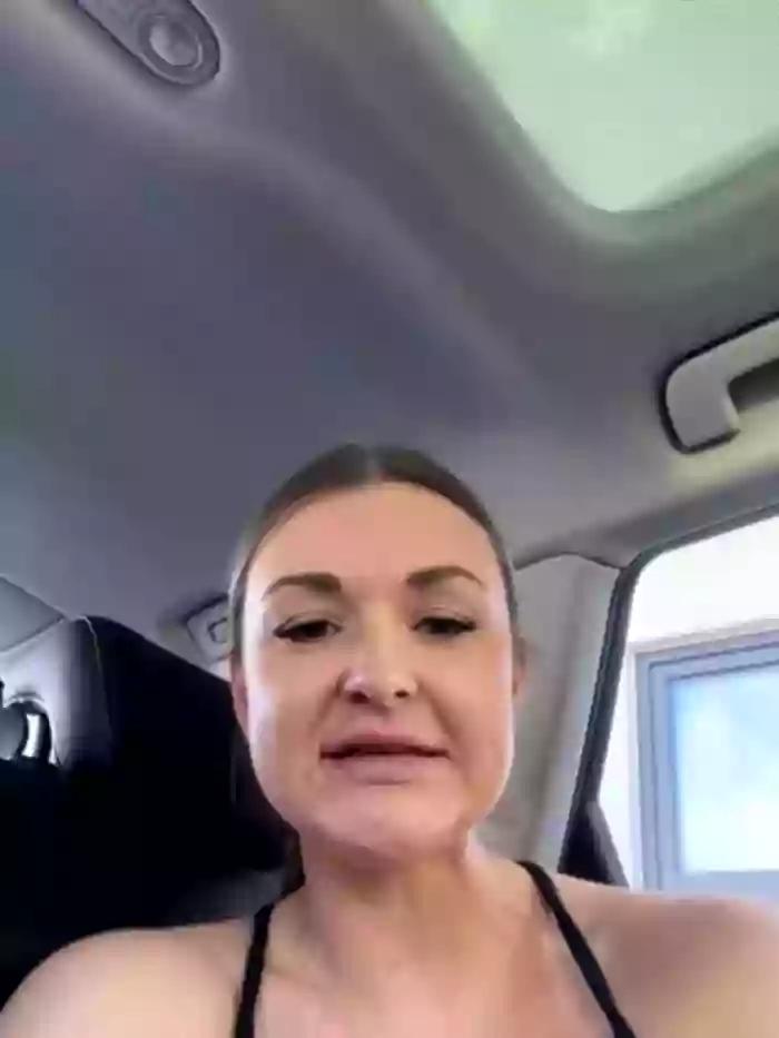 Bella-Tight