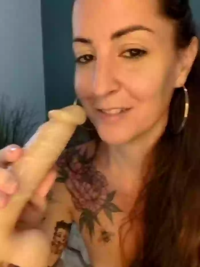 _Hornytologue_