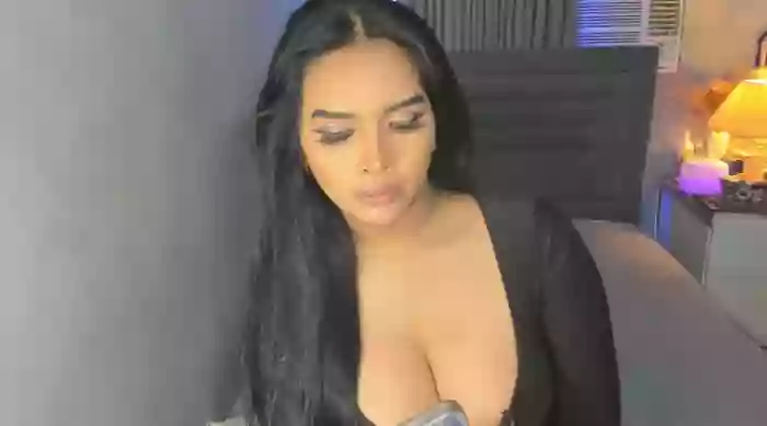 PrettyYoungHugeCockTS