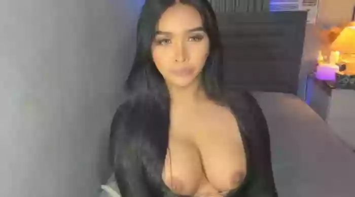 PrettyYoungHugeCockTS