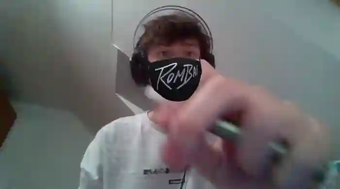 -AngelBoyHorny