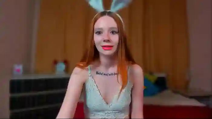 -LisaFoxyX