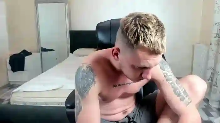 -AroBigDick