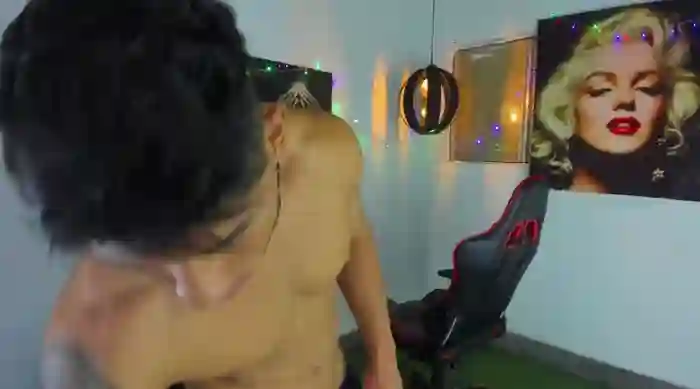 -Cristianhot777