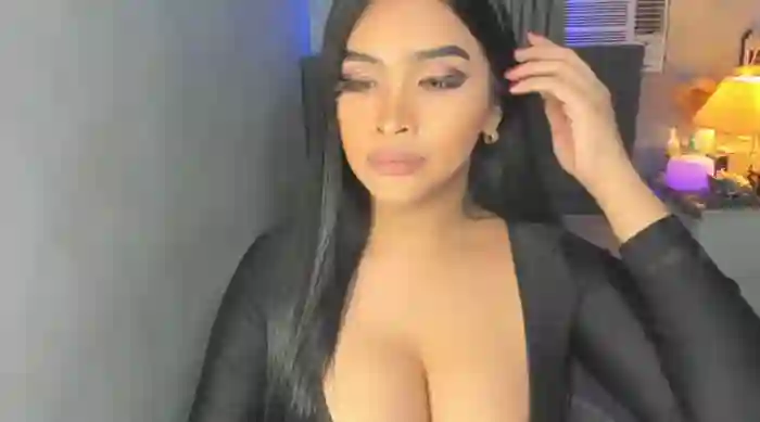 PrettyYoungHugeCockTS