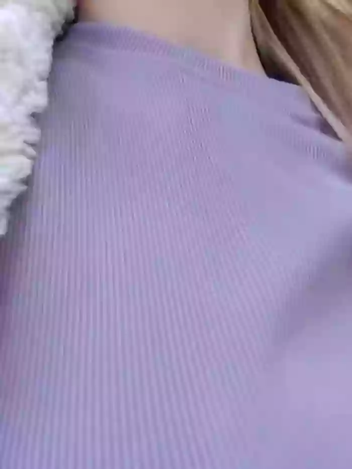 Two_Hot_Cats_Love