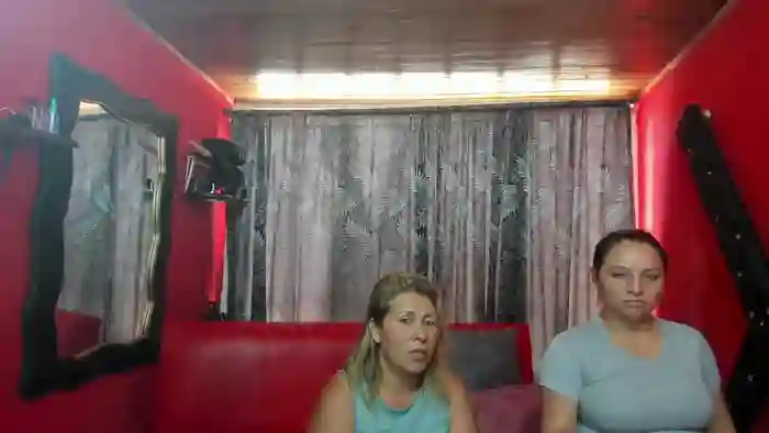 lesbiancuple