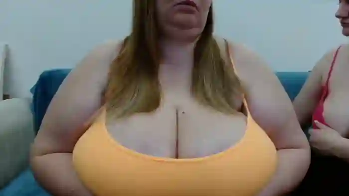 4NaturalBigTits