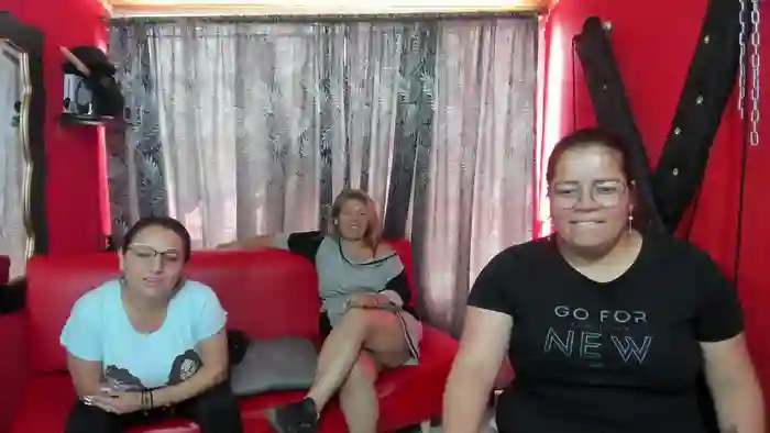 lesbiancuple