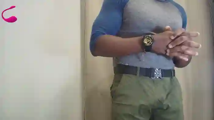 hot_black3