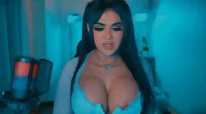 AnneHartx